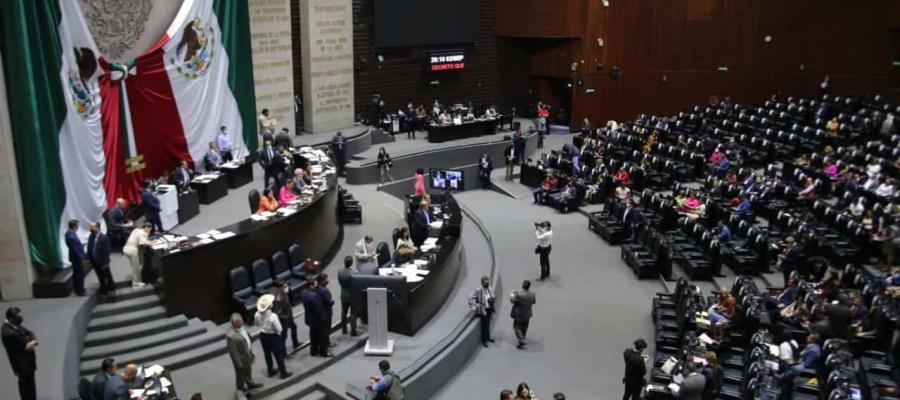 Vía “fast track”, Morena y aliados avalan “Plan B” de reforma electoral de AMLO