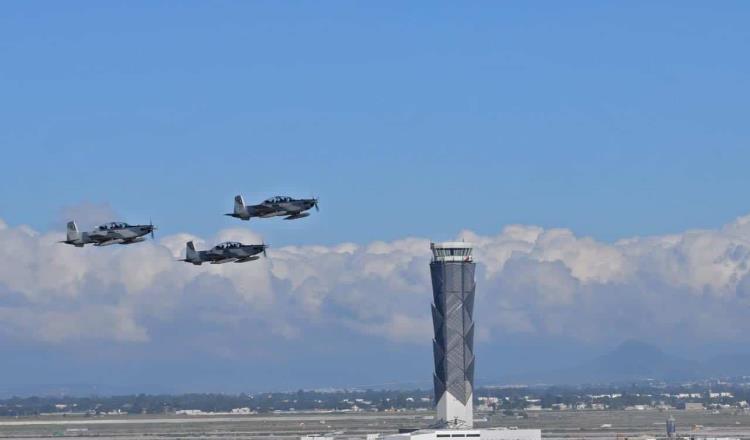 Alista Fuerza Aérea Mexicana espectáculo en Santa Lucía