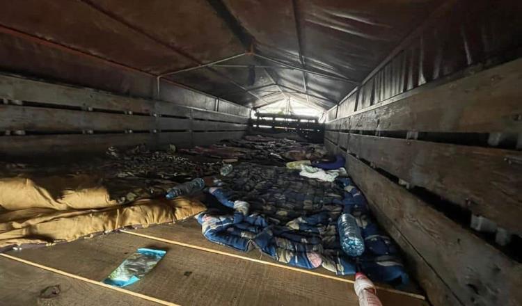 ¡Tráiler cargado de migrantes en Centro! Rescata FGR a 149 centroamericanos