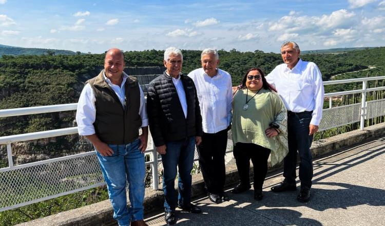 Obrador supervisa reinicio de la construcción de la presa El Zapotillo