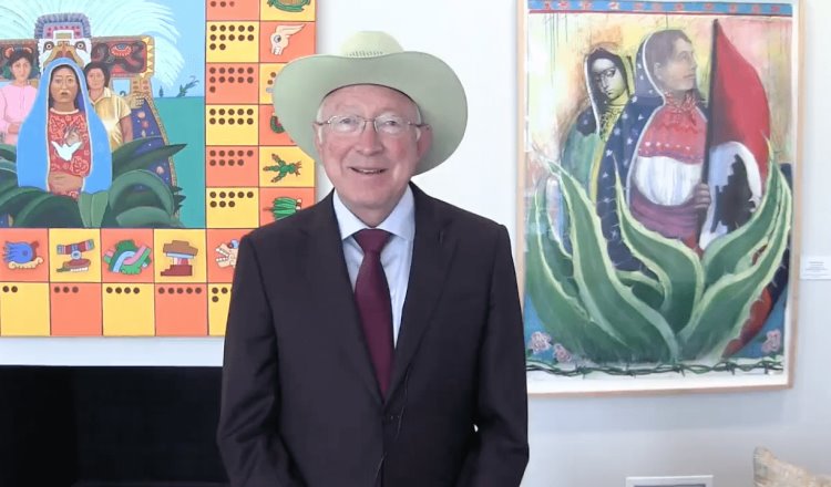 Destaca Ken Salazar relación EE.UU.-México en felicitación por Independencia de México