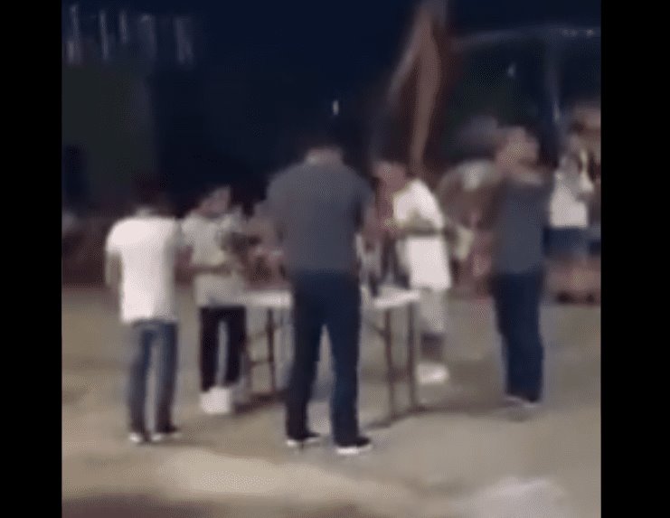 Muere hombre durante concurso de comer pozole en Tinum, Yucatán
