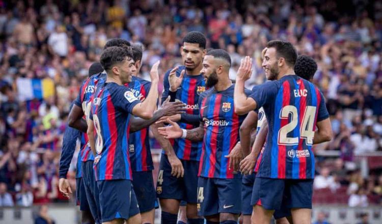 Tras golear al Elche, Barcelona es nuevo líder de LaLiga