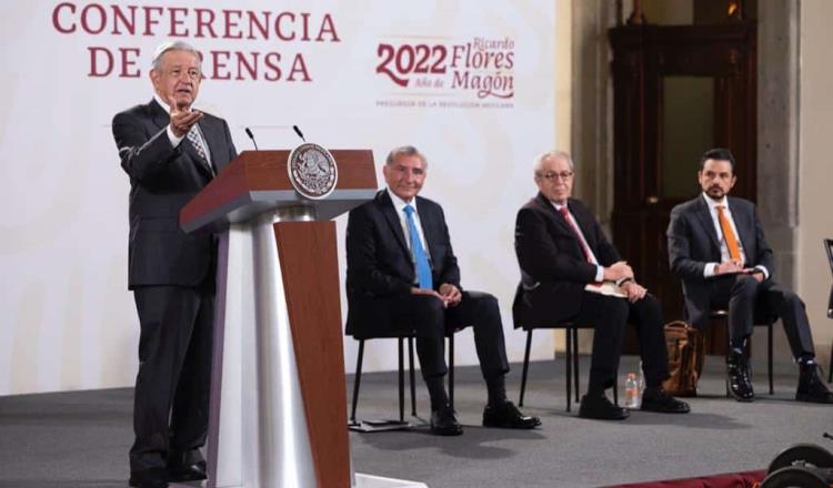 Fiscal de caso Ayotzinapa renuncia por diferencias con procedimientos para órdenes de aprehensión: AMLO