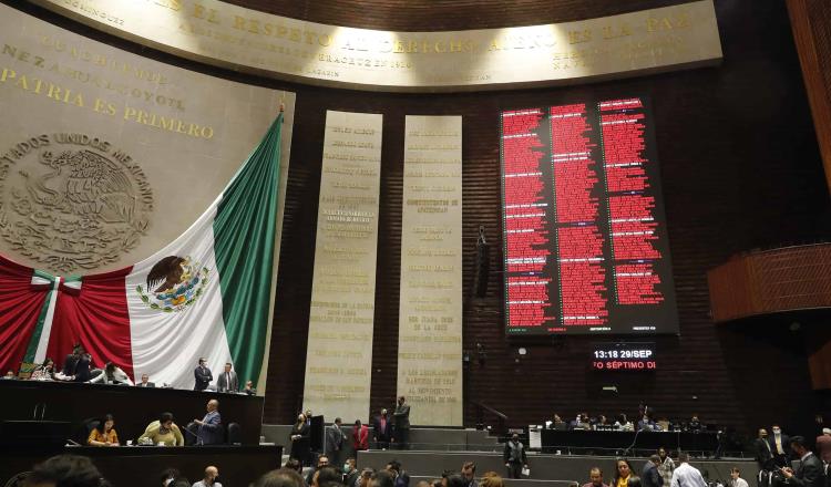 Ratifican diputados recorte presupuestal al INE