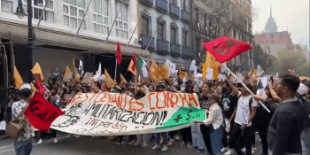 Marchan en CDMX para conmemorar Matanza de Tlatelolco