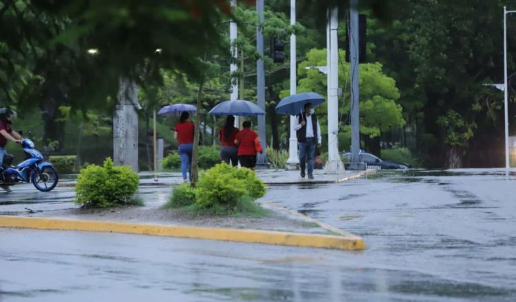 Canales de baja presión generarían lluvias puntuales fuertes en Tabasco
