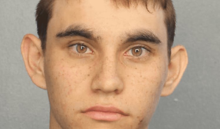Cadena perpetua para autor de masacre en secundaria de Florida