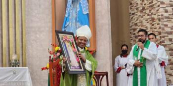 Monseñor Roberto Madrigal visita Tabasco y oficia misas en Cunduacán y Paraíso