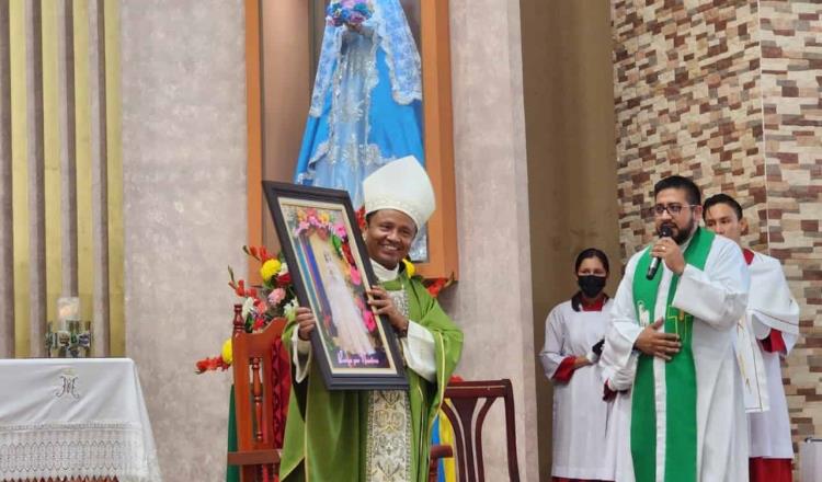 Monseñor Roberto Madrigal visita Tabasco y oficia misas en Cunduacán y Paraíso