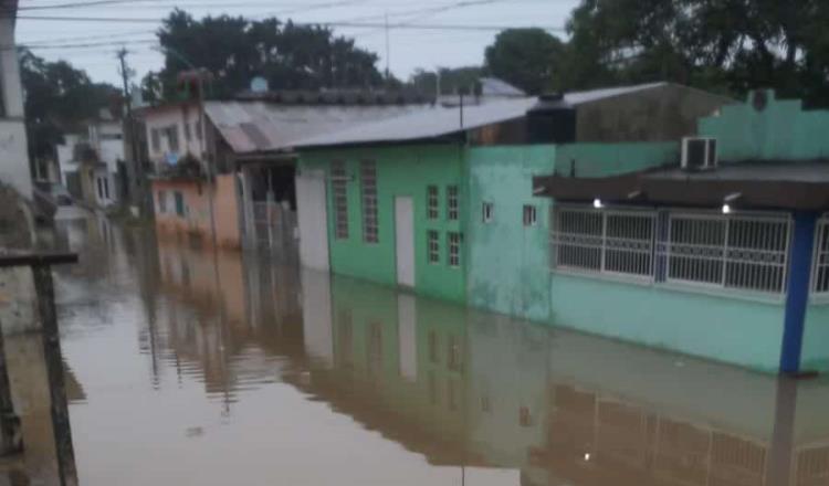 Evacuan primeras familias de Jalapa, tras desbordamiento del río La Sierra