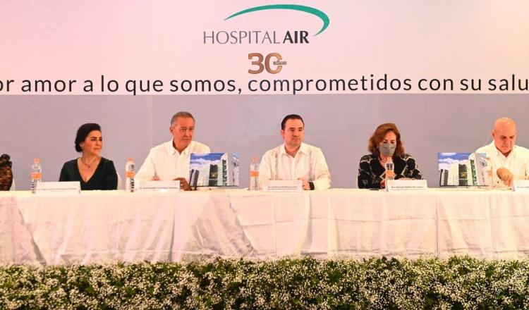 Con libro conmemorativo Hospital Air celebra sus 30 años de creación