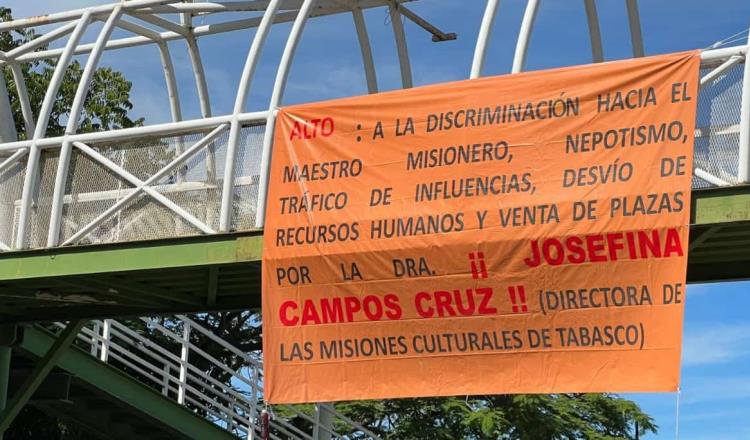 Cuelgan manta donde acusan de nepotismo a directora de Misiones Culturales de Setab