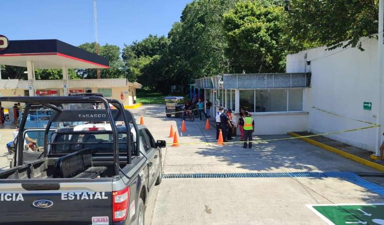 Muere presunto ladrón en gasolinera de Macultepec, tras ser linchado