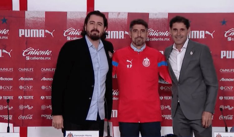 Chivas presenta a Paunovic como DT; destaca el jugar con puros mexicanos