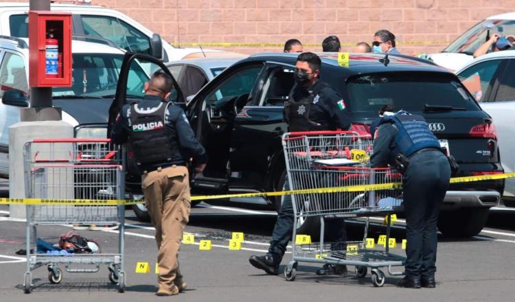 Balacera afuera de Costco en Puebla deja 2 muertos