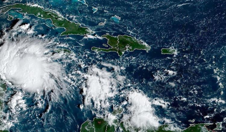 Suspenden clases en Quintana Roo y Campeche ante paso de ‘Lisa’