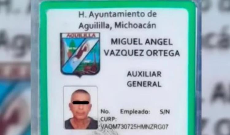 Denuncian a síndica de Aguililla por expedir credenciales del Ayuntamiento para el CJNG