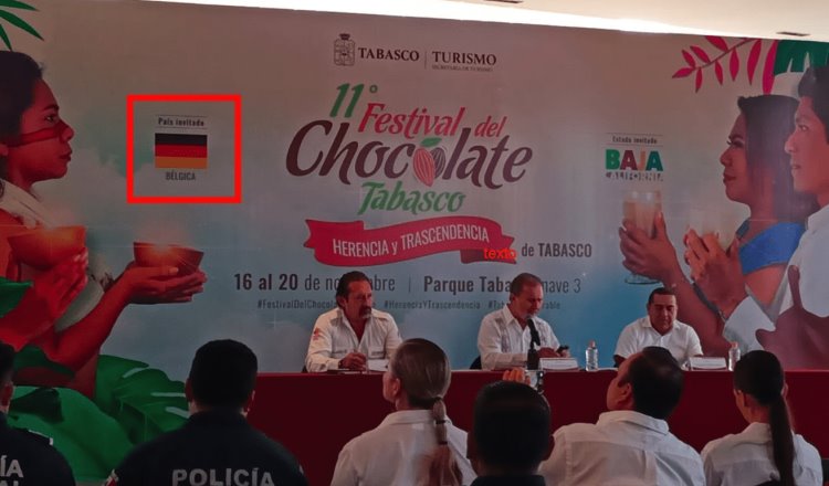 Confunden bandera de Bélgica con la de Alemania en presentación del Festival del Chocolate