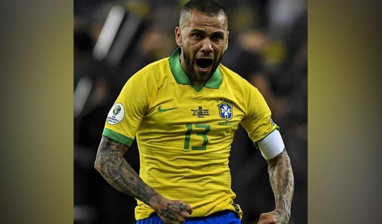 Dani Alves es convocado por Brasil para Qatar 2022 