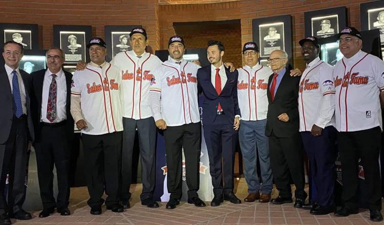 Peloteros ingresaron al Salón de la Fama del Béisbol; destacan Vinicio Castilla y Matías Carrillo