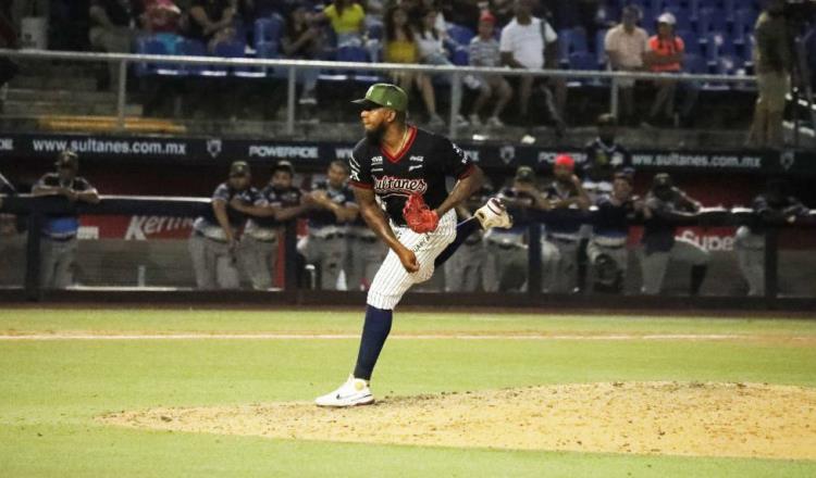 Neftalí Feliz nombrado el “relevista del año” de la Liga Mexicana de Béisbol