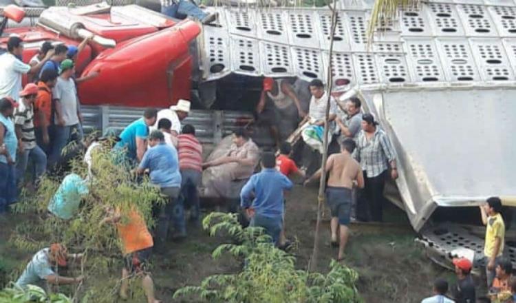 Todos los camiones de carga accidentados en Tabasco han sido rapiñados; urgen sanciones: Canacar