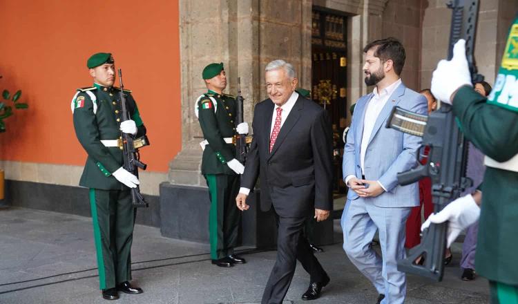 Gabriel Boric realiza visita oficial a México, se reúne con AMLO en Palacio Nacional