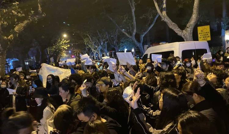 Realizan protestas en China contra medidas restrictivas por COVID-19