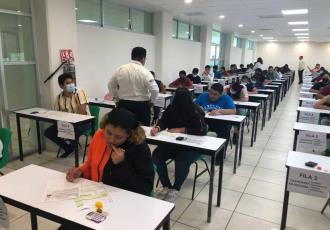 Presentan en primer día de examen de admisión a la UJAT, 838 aspirantes