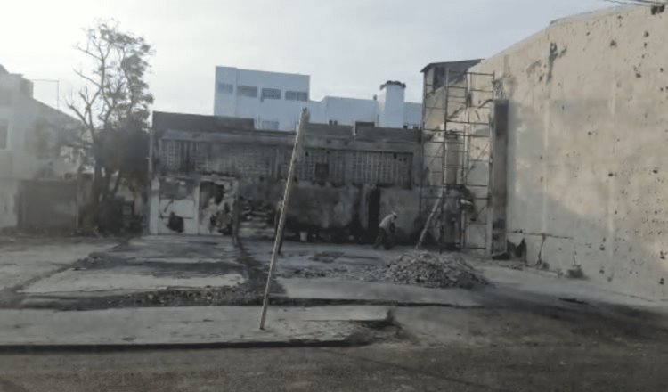 Concluye demolición de bodega de La Cabaña en la Magisterial