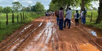 Carretera de lodo deja incomunicados a Ismate y Chilapilla