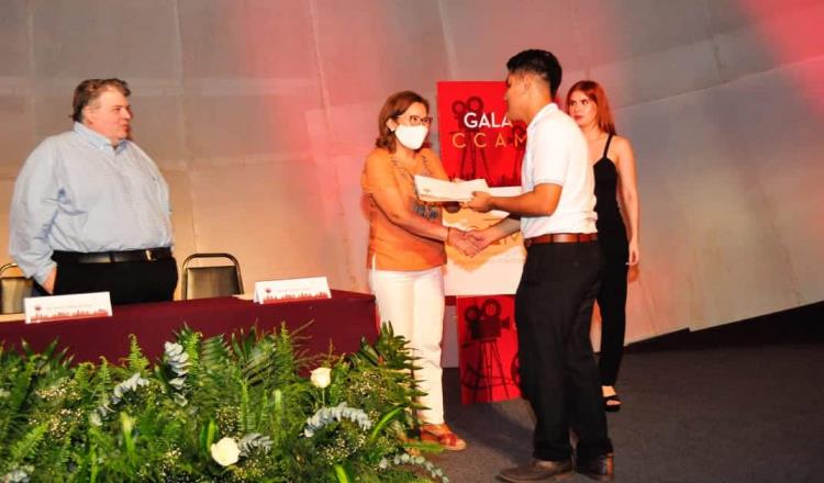 Realiza Gobierno de Tabasco ceremonia de premiación a estudiantes por cortometrajes