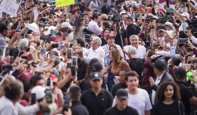 AMLO con 67.5% de aprobación ciudadana tras 4 años de gobierno, según encuesta de Poligrama