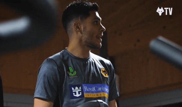 Raúl Jiménez regresa a entrenar con los Lobos tras lesión y Mundial