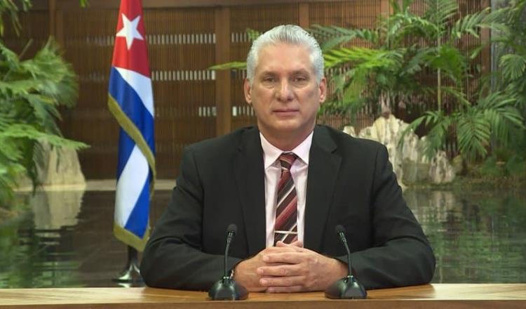 Presidente de Cuba culpa a las “oligarquías dominantes” de crisis en Perú 