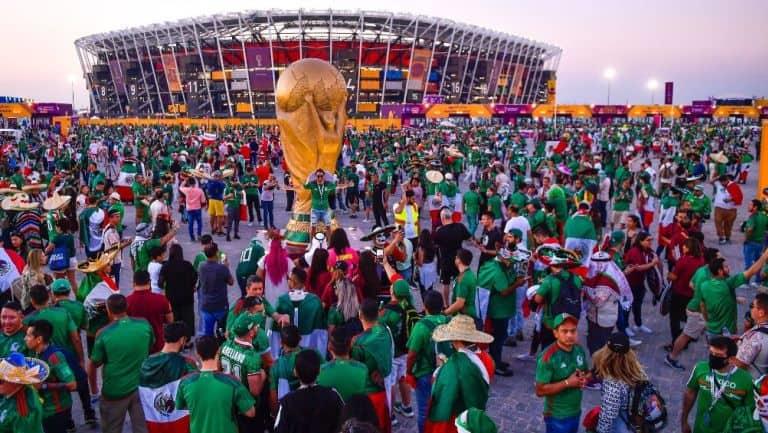 Mexicanos es la segunda afición que más gastó en Qatar