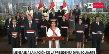 Nueva presidenta de Perú toma juramento a su gabinete