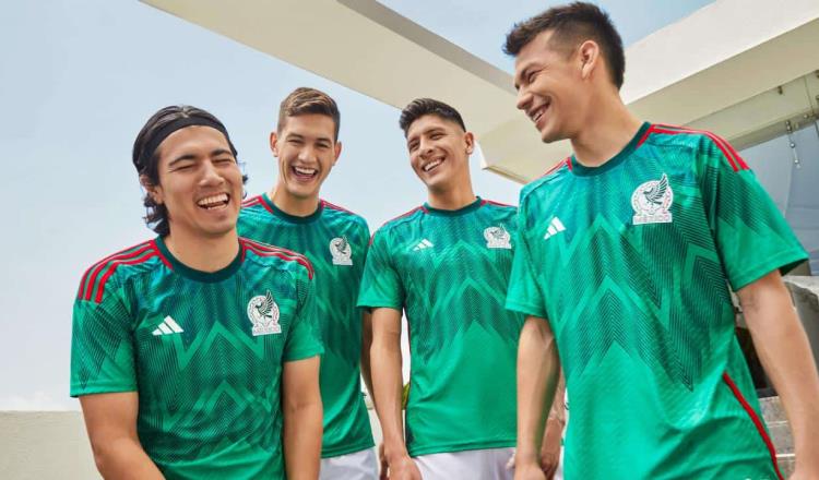 Playeras de la Selección Mexicana son rematadas en Qatar