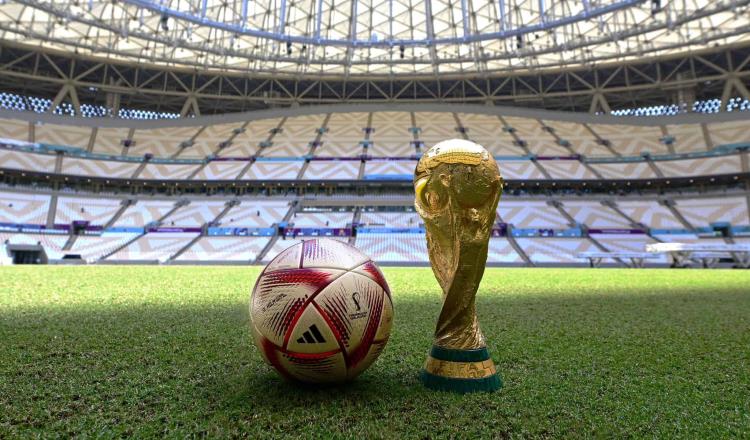 Adidas y FIFA presentan a Al Hilm, el nuevo balón para Semifinales de Qatar