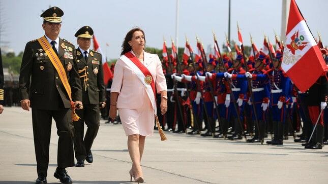 Asegura presidenta de Perú que detrás de manifestaciones en su contra hay recursos del narco