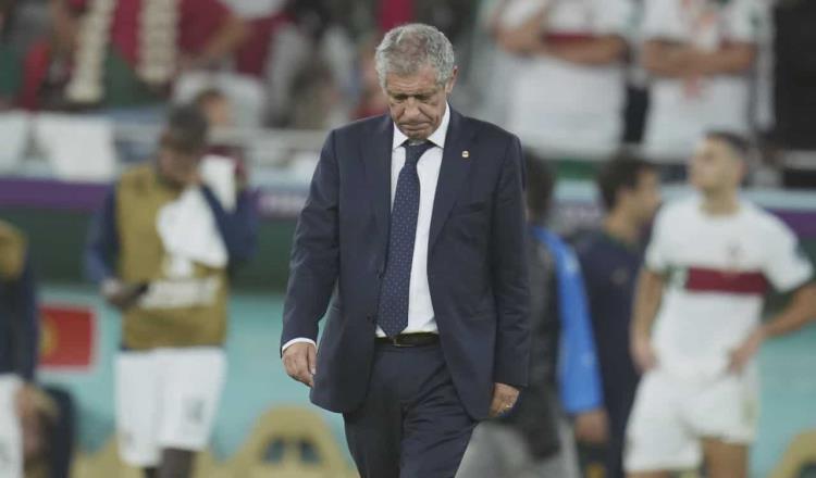 Portugal se queda sin director técnico; Fernando Santos renuncia