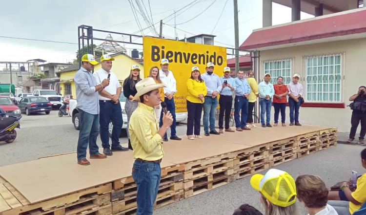 ‘Destapa’ PRD nacional a Sabino Herrera como candidato a la alcaldía de Huimanguillo