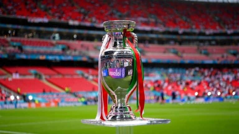 UEFA da a conocer grupos rumbo a la Eurocopa; las eliminatorias serán en 2023