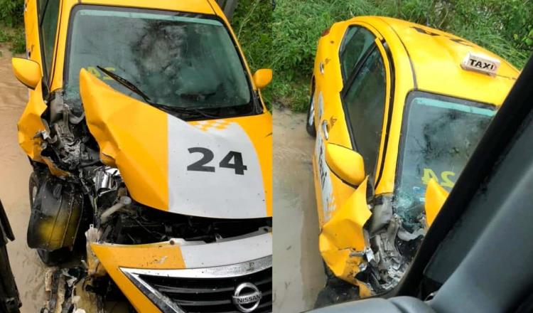 Taxi invade carril y choca contra autobús en la Villahermosa-Teapa 