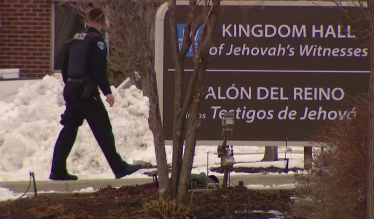 Sujeto asesina a su esposa en iglesia de Testigos de Jehová en EE.UU.