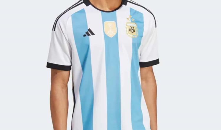 Se agotan jerseys de la Selección de Argentina con tres estrellas