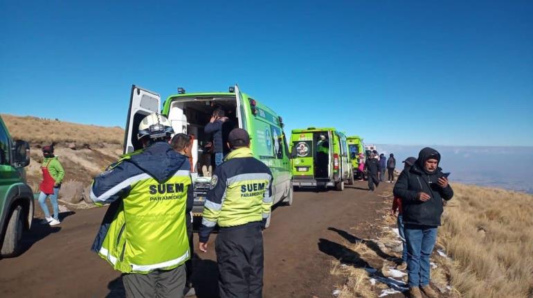 Vuelca camioneta en el Nevado de Toluca; reportan 15 heridos