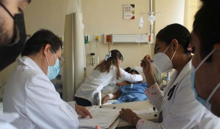 Dan de alta a niña contagiada por rabia en Oaxaca, su hermana permanece grave