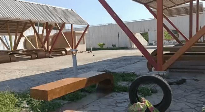 Abandonan Plaza de la Alfabetización en Villahermosa